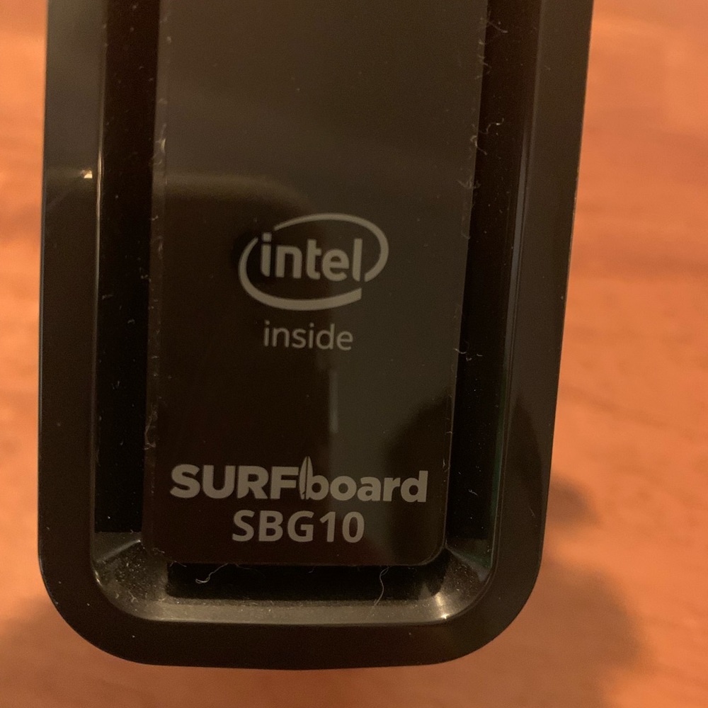 Arris SURFboard Router - Picture 4 of 4